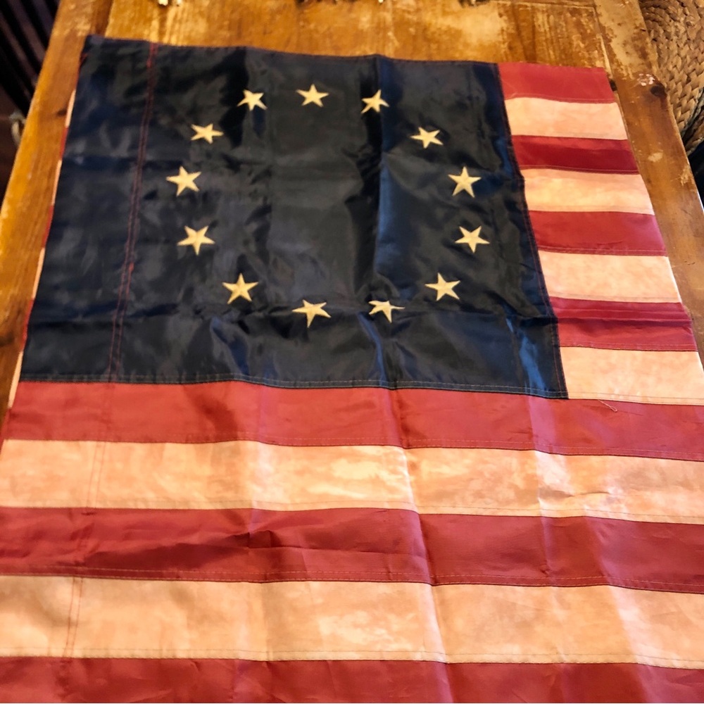 Darice Vintage Style Betsy Ross 13 Colonies American Flag - New